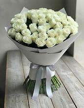 Букет 35 Белых роз #REPLACE_PRED# Дагестанских огнях