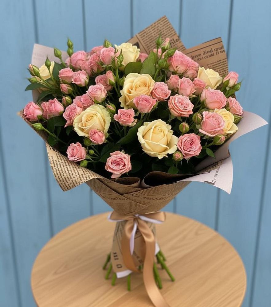 Букет цветов из: Розы в Дагестанских огнях