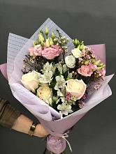 Букет цветов из:  Альстромерии, Розы и Лизиантусы #REPLACE_PRED# Дагестанских огнях