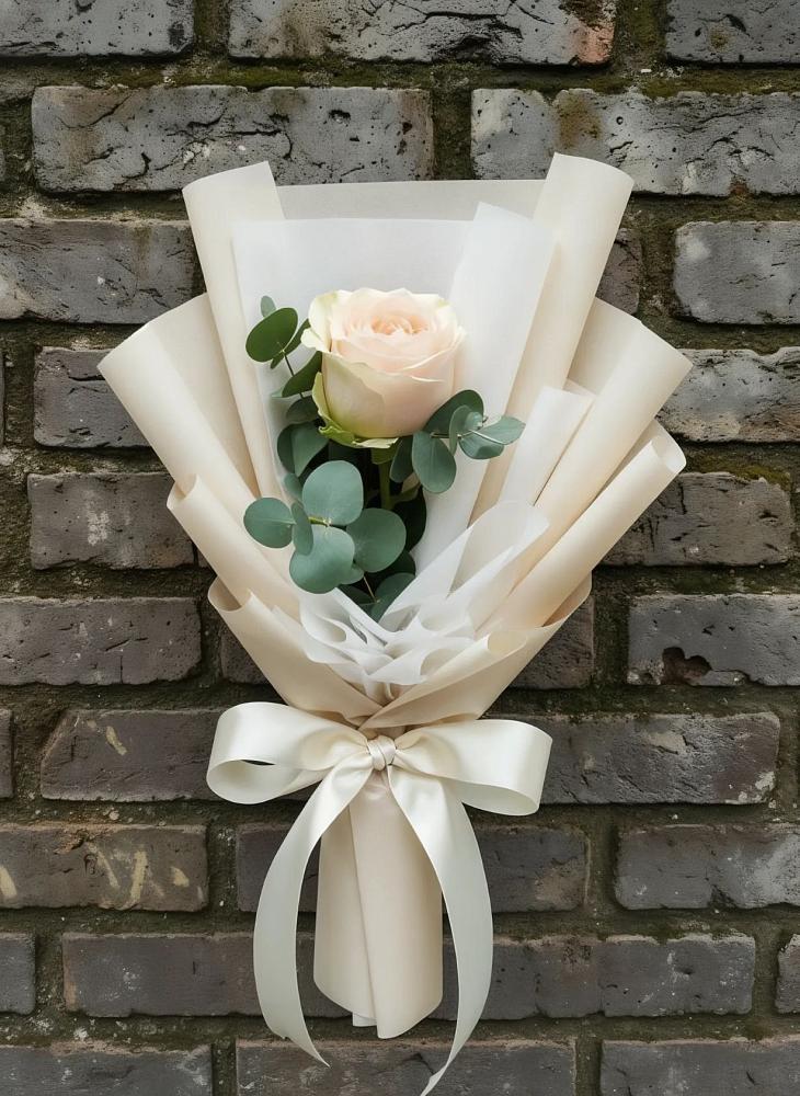 Букет цветов из: Розы в Дагестанских огнях