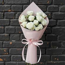 Букет цветов из:  Розы в Дагестанских огнях