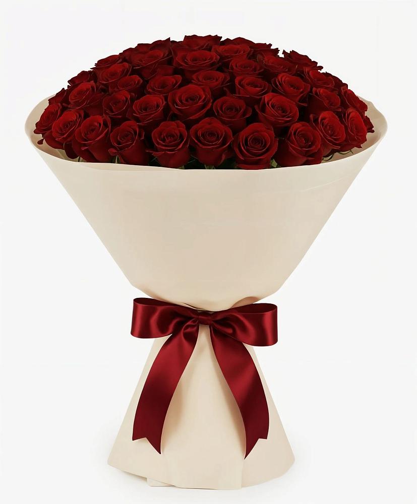 Букет 101 Бордовая роза Блэк Бакарра в Дагестанских огнях