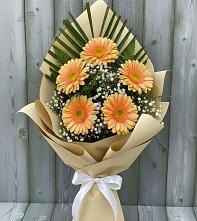 Букет цветов из:  Герберы в Дагестанских огнях