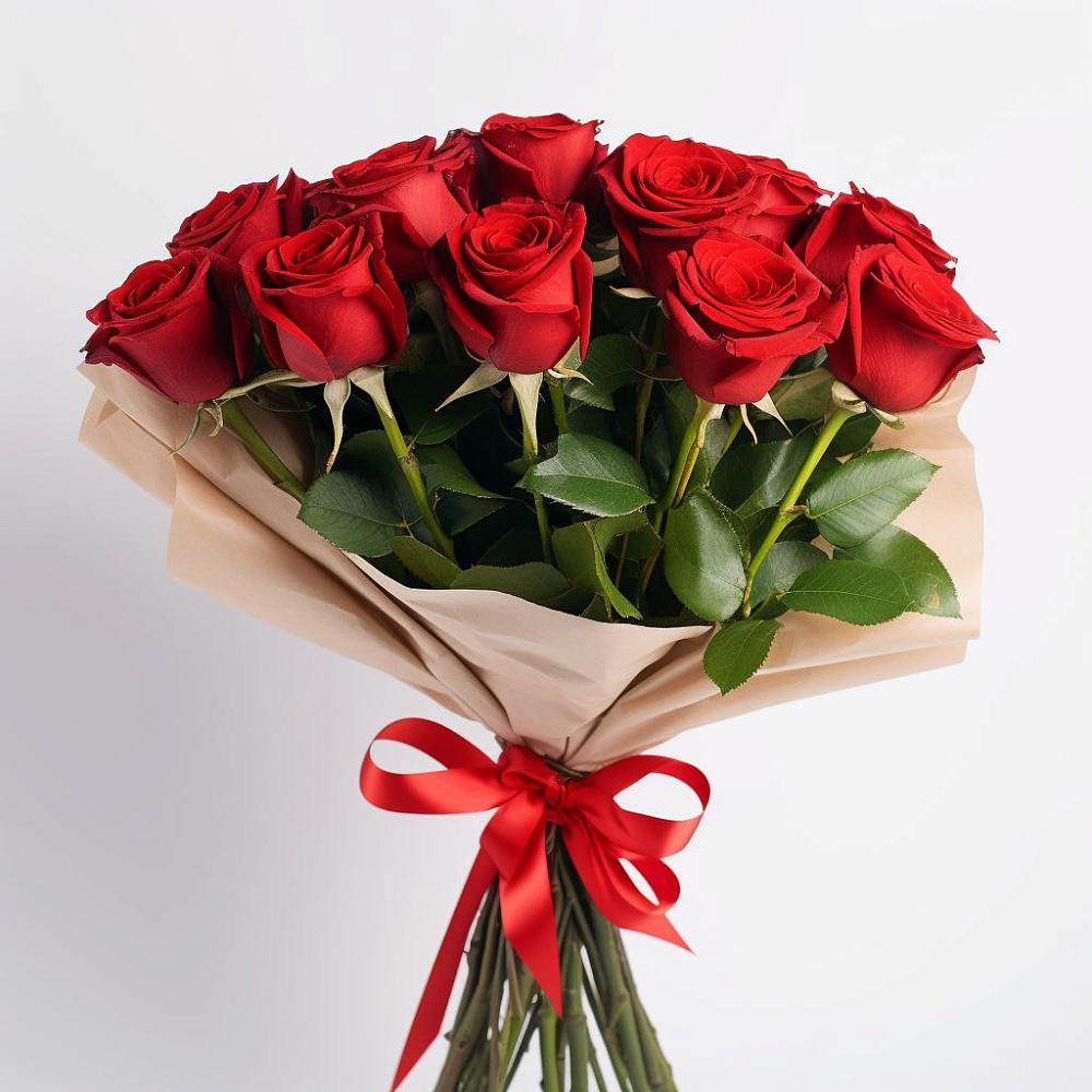 Букет 11 Красных роз Эдлесс Лав в Дагестанских огнях